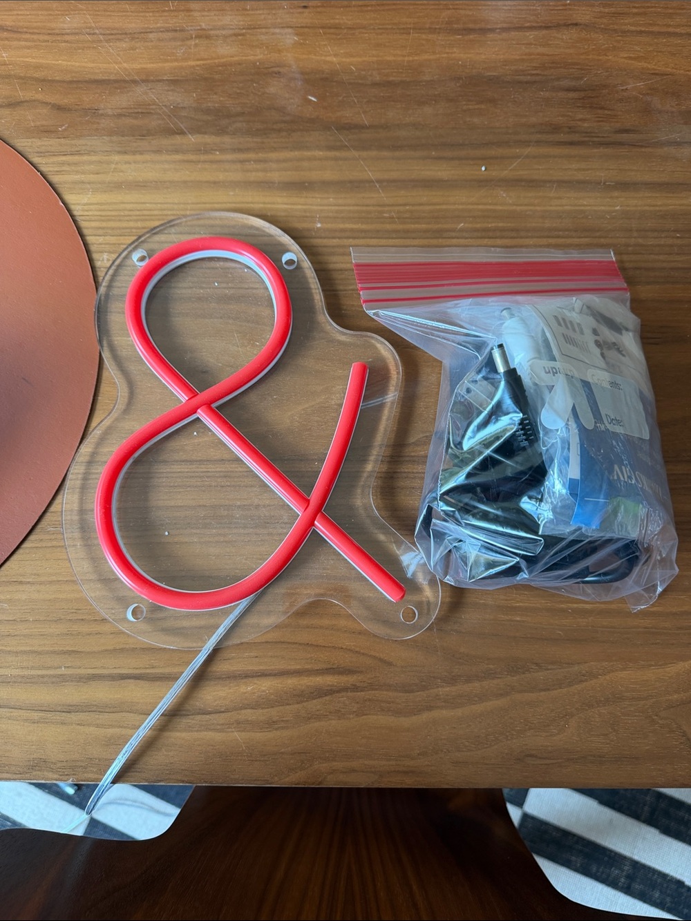 Neon sign neon ampersand & & and neon sign like new 10” X 8”